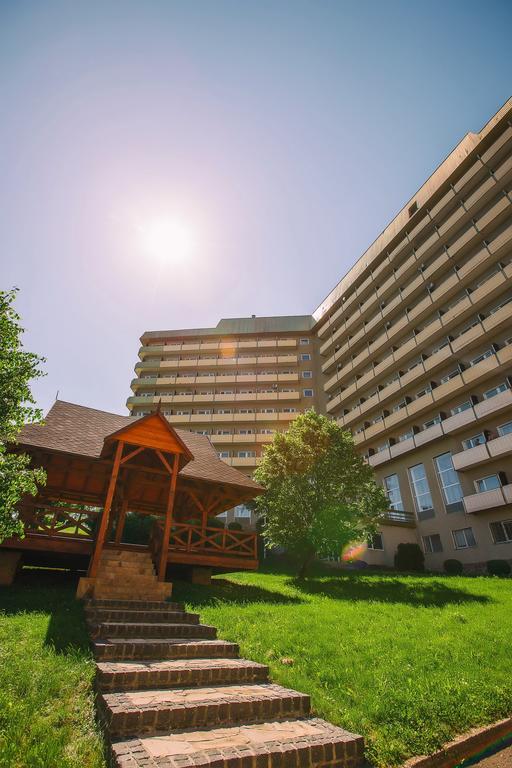 Курортний комплекс Karpaty Трускавець