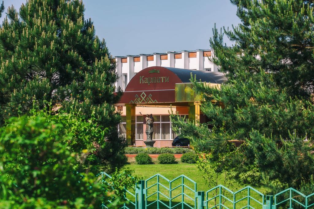 Курортний комплекс Karpaty 4*