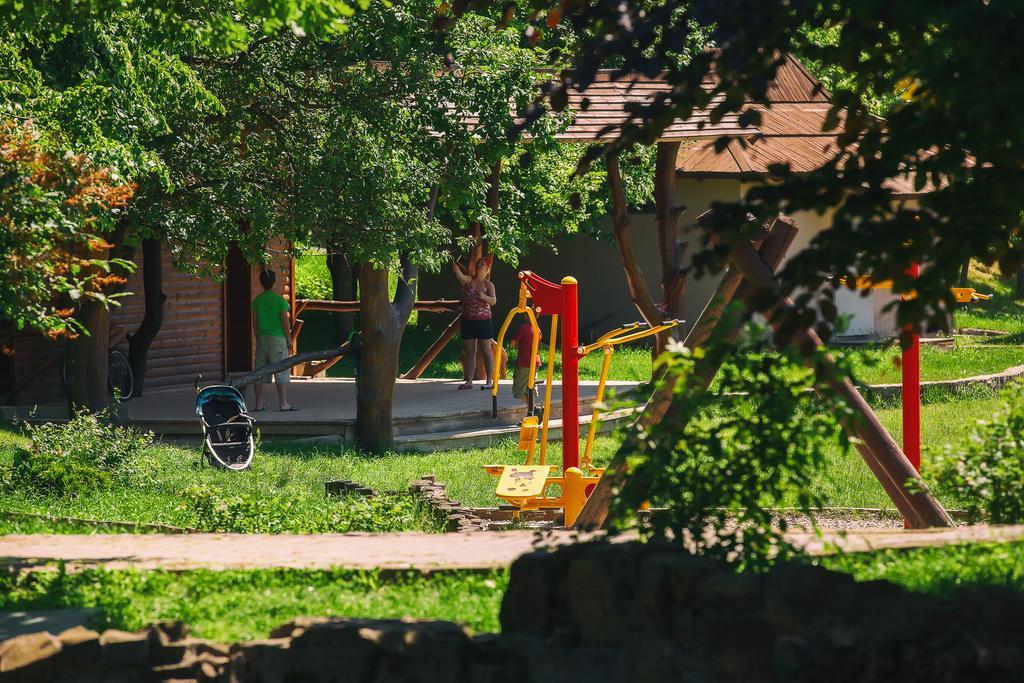 Курортний комплекс Karpaty Трускавець